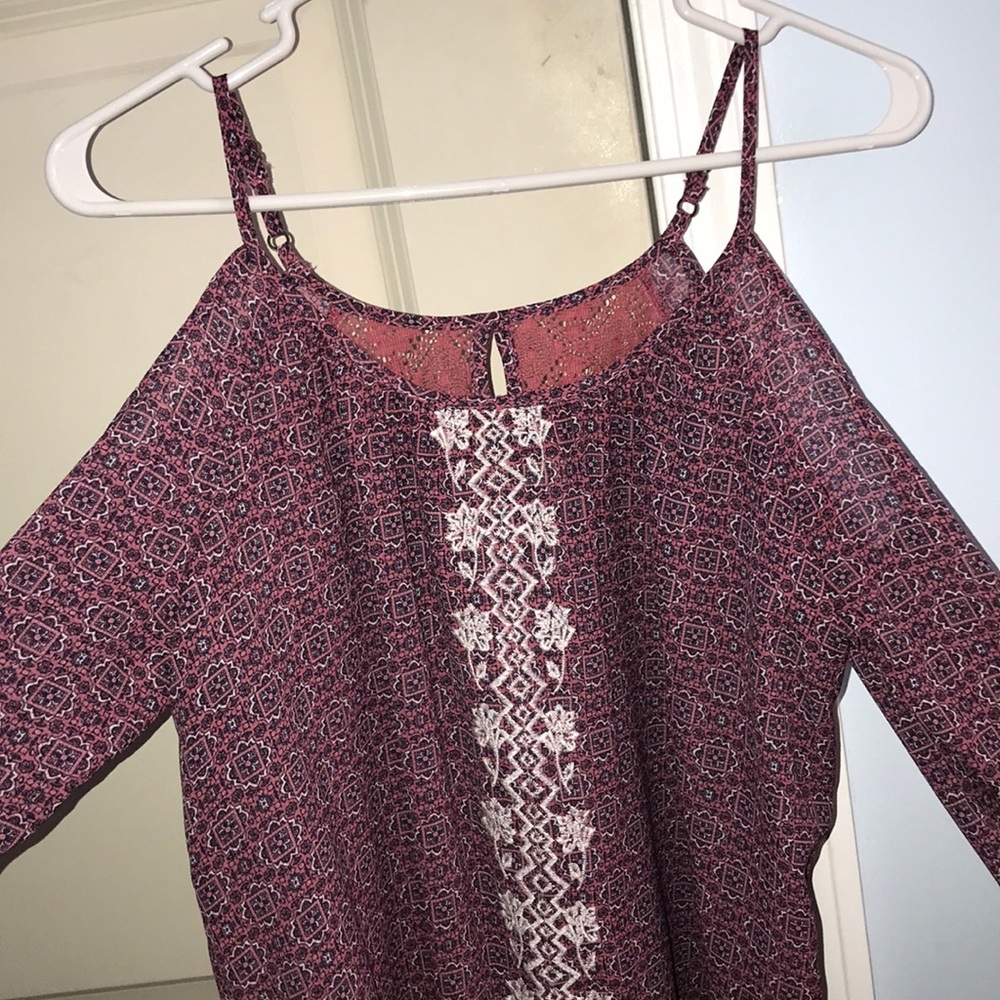 Off the Shoulder long sleeve